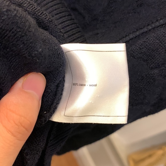 Chanel cc logo button navy blue ruffled design cardigan - Picture 7 of 9